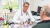 Der Hausarzt oder die Hausärztin spielt eine zentrale Rolle bei der Nachsorge von Schlaganfall-Patientinnen und Patienten. Der Hausarzt oder die Hausärztin spielt eine zentrale Rolle bei der Nachsorge von Schlaganfall-Patientinnen und Patienten.