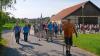 Wolfgang Götz führte die Wandergruppe aus DJK-Vereinen in der gesamten Diözese Würzburg durch Dipbach und durch die Flur seiner Heimat.