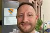 Marc Steigerwald ist vom Landratsamt Aschaffenburg zur Stadt Lohr gewechselt. Das Bild zeigt ihn im Eingangsbereich des Lohrer Rathauses.