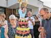 Torte zum 45-jährigen Bestehen der Freundschaft zwischen Andrezé und Lauter.