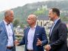 Zu Beginn der Klausurtagung der Fraktionsspitzen von Union und SPD in Würzburg gab es auch einen Fototermin auf der Alten Mainbrücke.