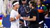 Nach dem Match gab es noch einen kleinen Disput zwischen Daniel Altmaier (l) und Stefanos Tsitsipas.