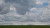 Viele Wolken werden in den nächsten Tagen am Himmel über Hessen zu sehen sein. (Symbolfoto)
