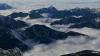 Die Gipfel des Mieminger Gebirges in Tirol, Österreich, erheben sich aus den Wolken. Unterhalb der Griesspitze ist am Samstag eine deutsche Wanderin gestorben.