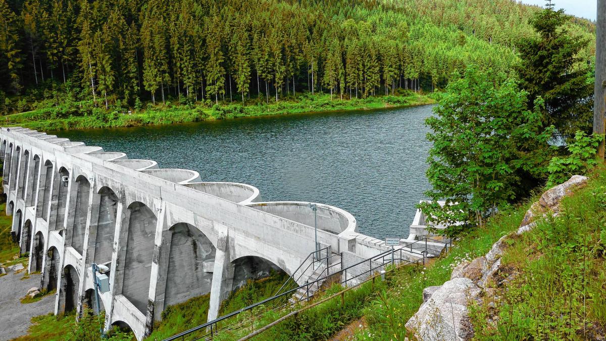 Stausee Icon Taucher finden vermissten 86-Jährigen tot im Stausee