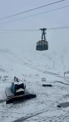 Auch an der der Station Höfatsblick auf 1932 Metern liegt gezuckert Schnee. Der Pistenbully ist allerdings noch nicht nötig.