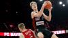 Tobias Jensen (r.) und Ratiopharm Ulm spielen in der Spielzeit 2025/26 um drei mögliche Titel.