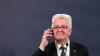 Lost in Translation? Regierungschef Kretschmann hat gern einen Dolmetscher dabei - oder im Ohr.
