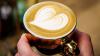 Von vielen gerne regelmäßig getrunken: der Cappuccino. (Archivbild)