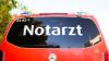 Der Transporterfahrer wurde schwer verletzt und in eine Fachklinik geflogen. (Symbolbild)