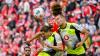 Borussia Dortmund um Marcel Sabitzer (l) und Waldemar Anton zeigte in Mainz eine souveräne Leistung.