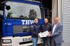 Ortsbeauftragter Timo Hennig (von links), sein Stellvertreter Siegmund Oleynik und Marktheidenfelds Bürgermeister Thomas Stamm freuen sich, dass bald mit dem Bau der neuen Unterkunft für den THW-Ortsverband Marktheidenfeld begonnen werden kann.