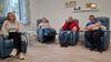 So bequem sitzt es sich in den Sesseln der Ruheräume in der neuen Esselbacher Tagespflege (von links): Tanja Hasenstab (Sozialstation St. Elisabeth), Barbara Otter und Dietmar Bratge (Vorsitzende des Vereins) und Irina Jakob (Leiterin der „Tagespflege in der Weed“).