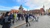 Besuch auf der Mainbrücke in Würzburg.