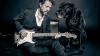 Blues-Musiker Timo Gross zeigt sich mit seiner Gitarre. Er wird bei der zweiten Auflage des "All is Blues"-Festivals dabei sein. 