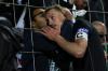 Für offene Worte zu haben: FC-05-Kapitän Thomas Meißner, hier nach dem 1:5 gegen Ulm am Zaun bei den Fans.