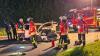 Ein Mini schanzte in Karlsbad-Langensteinbach über einen Kreisverkehr – drei Menschen wurden verletzt.