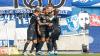 Bambase Conte (3.v.l) trifft zum 1:0 für Elversberg beim 1. FC Magdeburg.