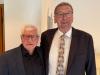 Stellvertretender Landrat Robert Finster gratulierte Manfred Berger (links) zum 75. Geburtstag.
