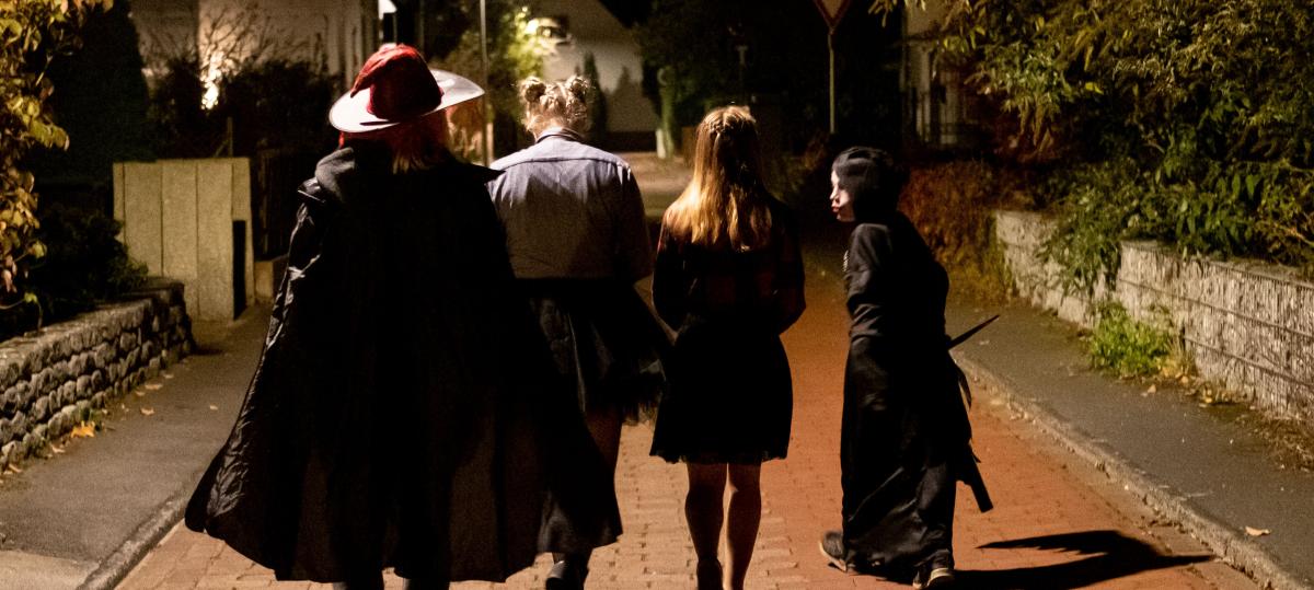 Absichtlich platziert? Zwei-Zentimeter-Nagel in Halloween-Süßigkeit gefunden