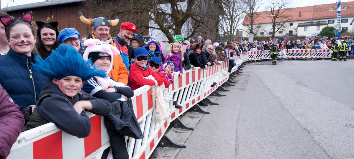 Närrisches Treiben am Tag der Liebe