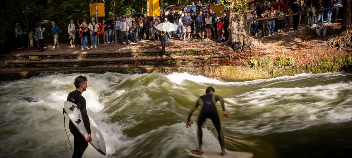 Rätsel um die Eisbachwelle: Warum ist sie plötzlich verschwunden?