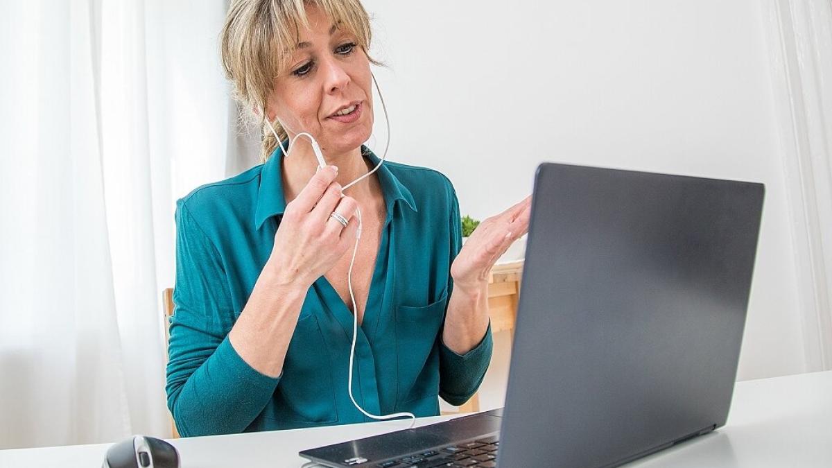Ger-stet-f-r-die-digitale-Zukunft-Volkshochschule-stellt-praktische-Anwendungen-f-r-Berufst-tige-vor