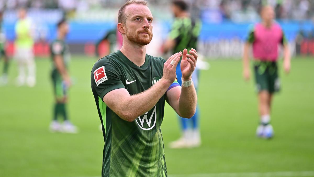 Rekordspieler-Arnold-bleibt-beim-VfL-Wolfsburg