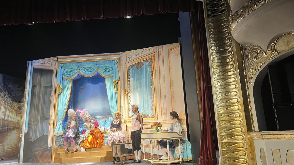 Kuchen-K-nige-K-pfe-und-Komik