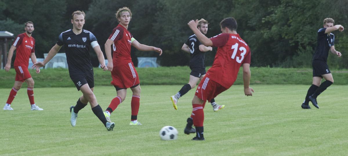 Fuchstal und TSV Landsberg II gehen mit gutem Gefühl in die Winterpause