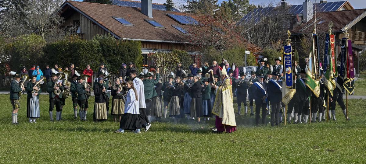 Leonhardi in Reichling: 590 Jahre Tradition fernab von politischen Unruhen