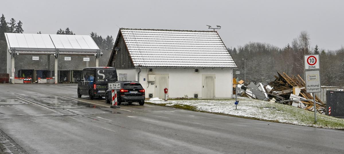 Sprengstoff-Alarm im Abfallwirtschaftszentrum: Was bislang bekannt ist