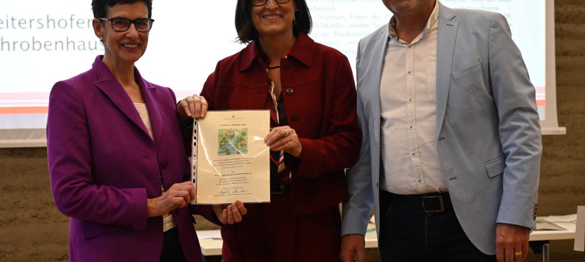 Caritasverband und Nachbarschaftshilfe mit Laudato si‘-Plakette ausgezeichnet
