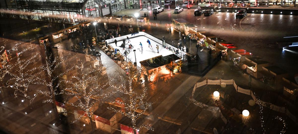 Gutes tun auf dem Sozialen Weihnachtsmarkt bei Audi