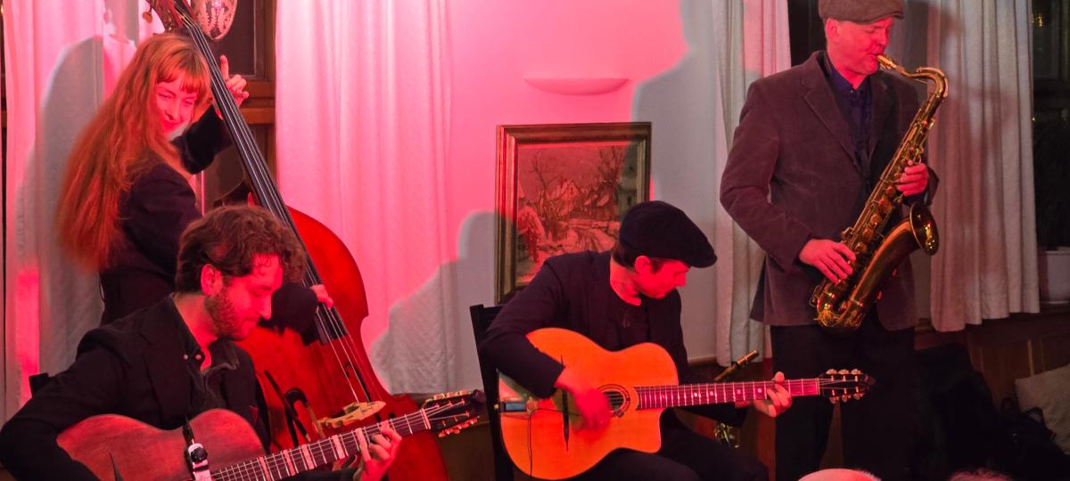 Zum Finale des Musiksalons gibt  es mehr als nur Gypsy Jazz