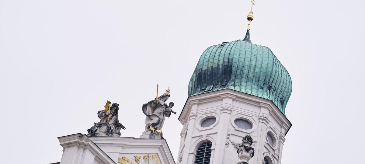 Missbrauch im Bistum Passau: Mindestens 672 betroffene Minderjährige und viele Mitwisser