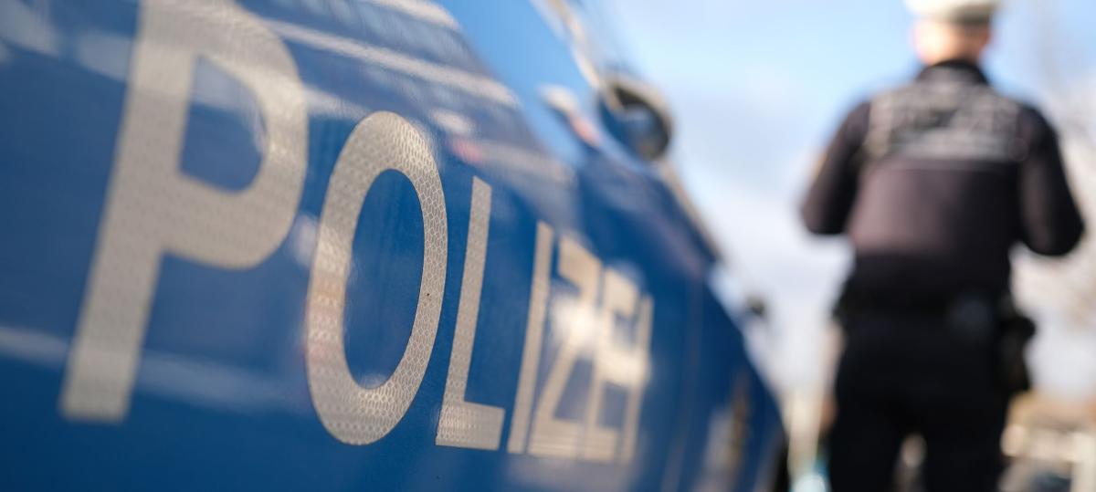 Autofahrerin verweigert Rückwärtsfahren und zeigt sich uneinsichtig