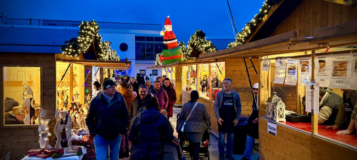 Weihnachtsmarkt hat eröffnet: „Senden leuchtet“ nun wieder