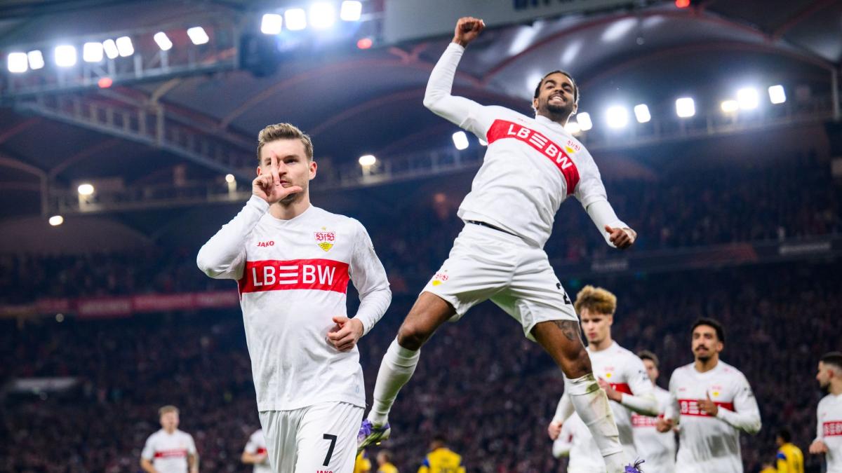 L-wie-Liebe-Was-Torjubel-ber-den-Beziehungsstatus-aussagt