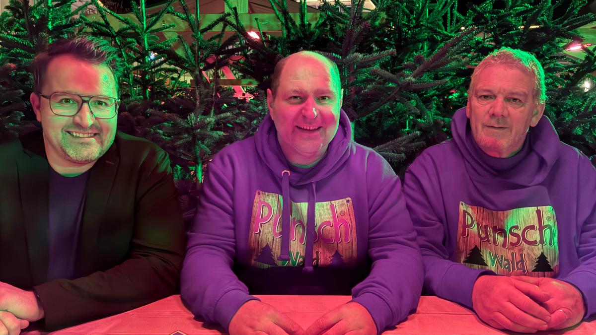 Punschwald-in-Bad-Neustadt-Trotz-Bierkrug-Attacke-wird-das-neue-Konzept-gut-angenommen