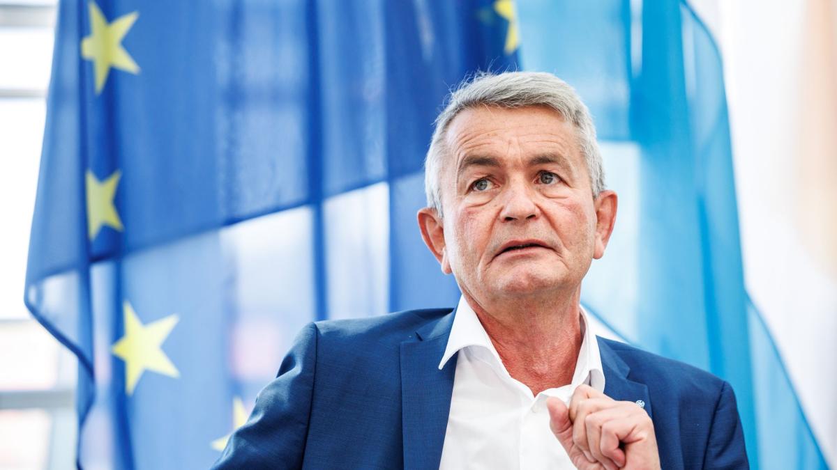 Vorsto-aus-Bayerns-Wirtschaft-Man-kann-auch-einen-Tag-Urlaub-streichen-