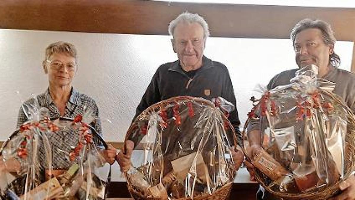 Siegerehrung-beim-Schafkopfverein