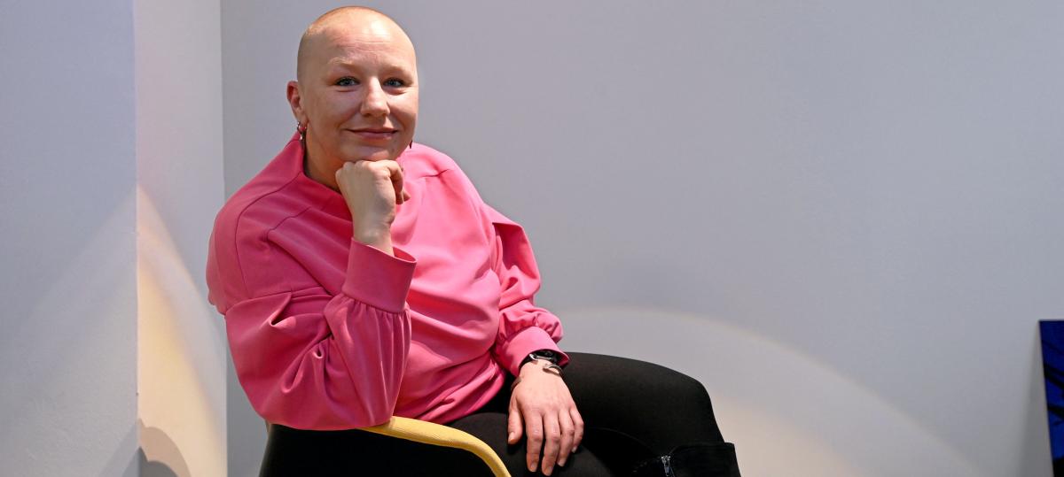 „Irgendwann muss ich gehen, aber nicht jetzt“: Wie eine Augsburgerin mit Krebs und Geldsorgen kämpft