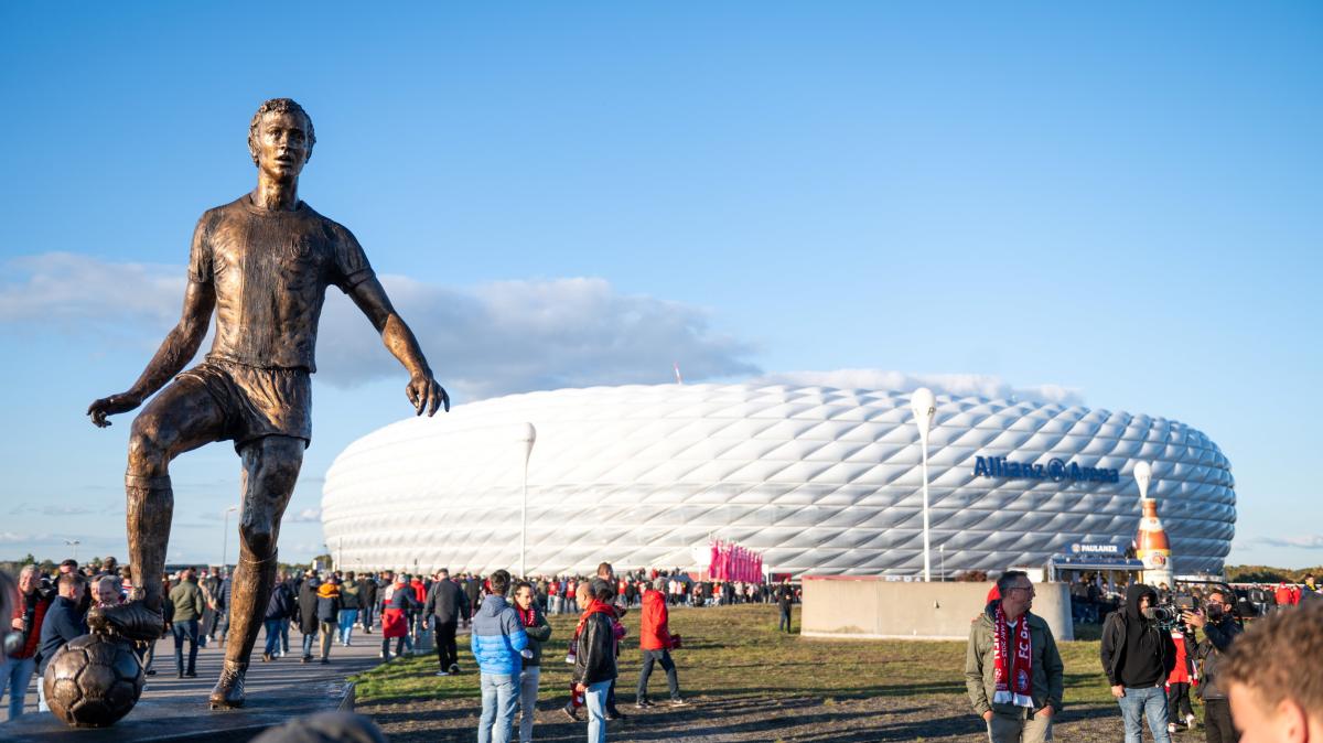 Diese-Zahl-ist-kaum-zu-glauben-In-so-vielen-Farben-kann-die-Allianz-Arena-leuchten
