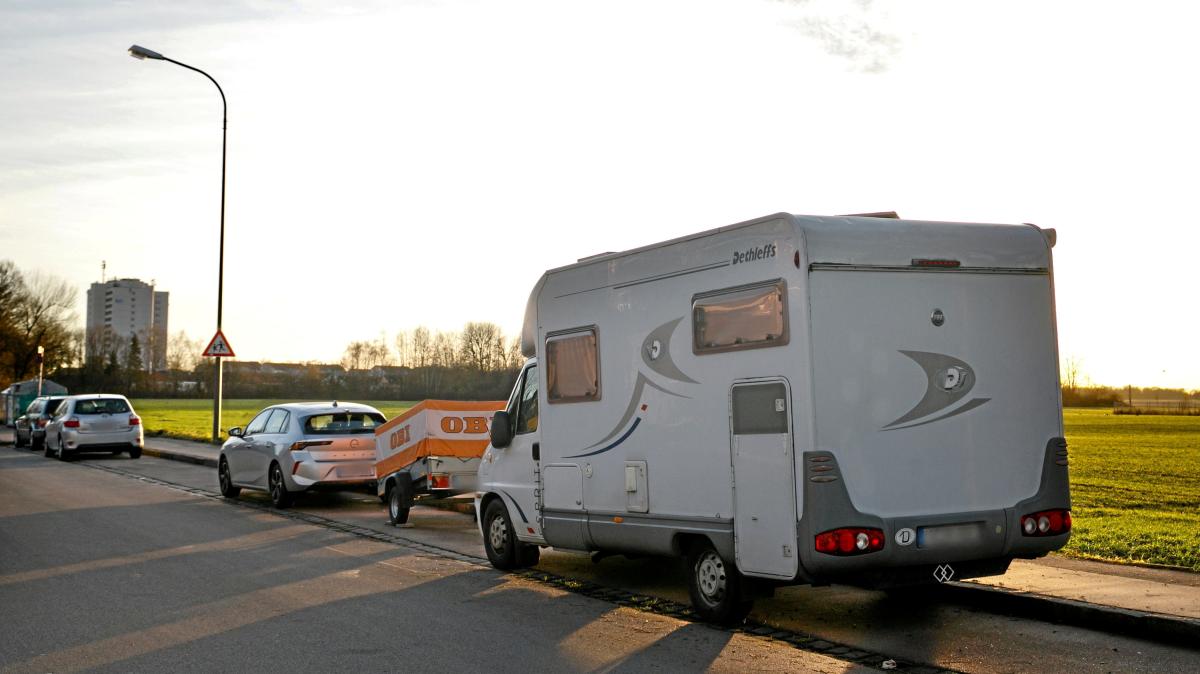 Anwohner-rgern-sich-ber-abgestellte-Wohnmobile-in-Augsburger-Wohngebiet