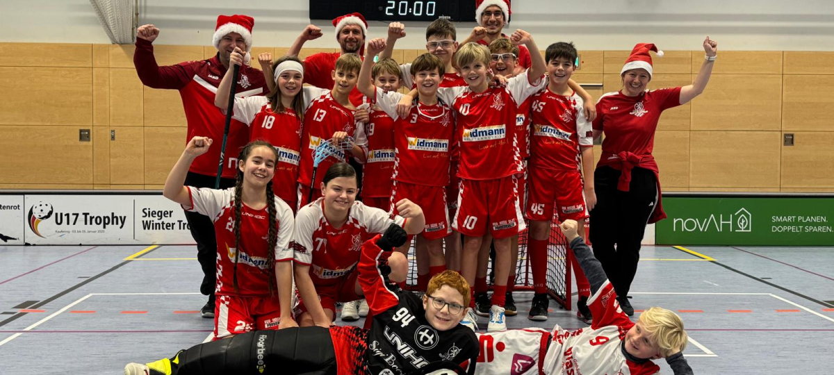 U13-Floorballer der Red Hocks Kaufering bereiten sich auf die Meisterrunde vor