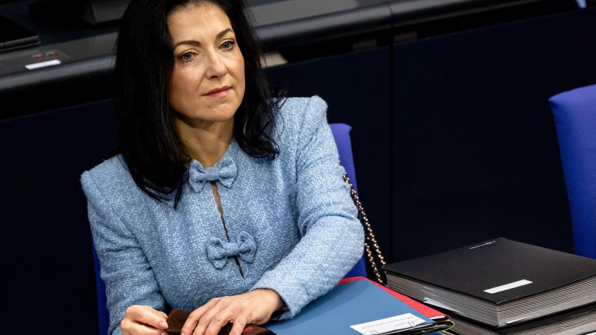 Deutsche-sollen-mehr-arbeiten-Die-Forderung-von-Katherina-Reiche-ist-zu-billig