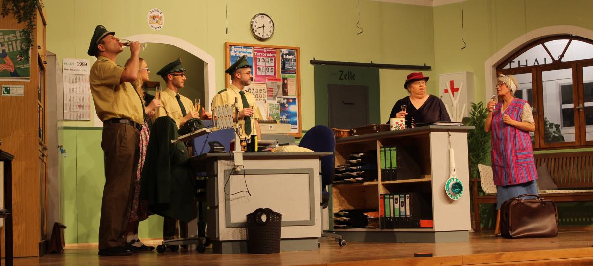 Theater Denklingen überrascht mit Dialektvielfalt