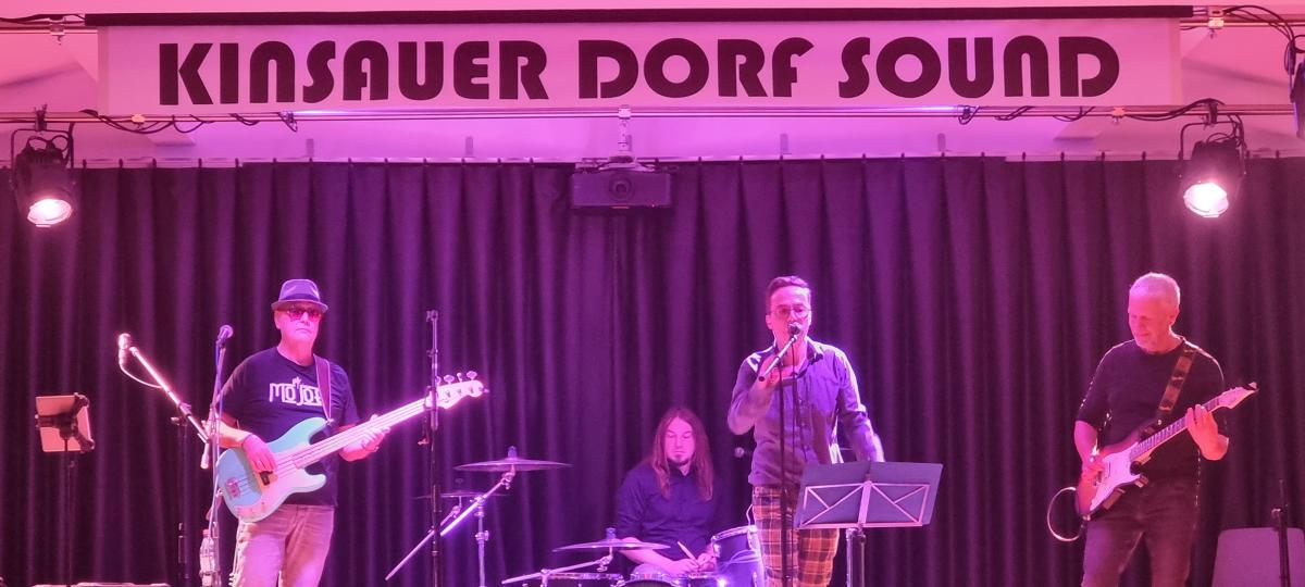 Beim "Kinsauer Dorfsound" wird von der Hymne bis zum Dudelsack alles gegeben