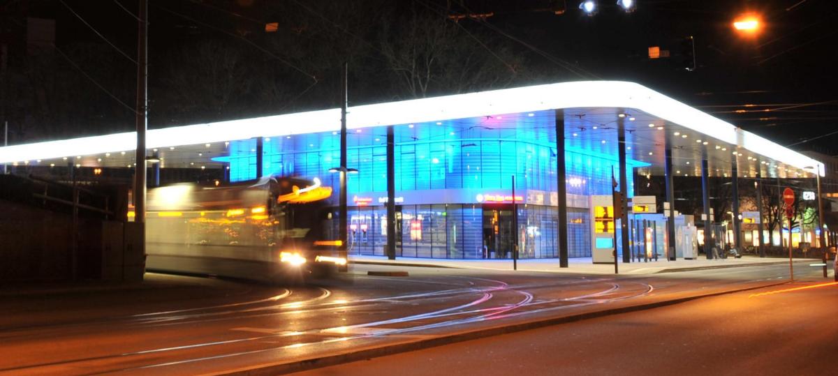 Streik im Nahverkehr: Diese Alternativen gibt es für Pendler und Fans von FCA und Panthern